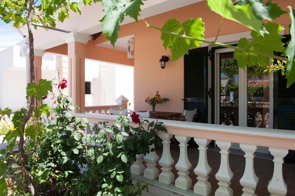 Anna Apartments Akharavi Extérieur photo