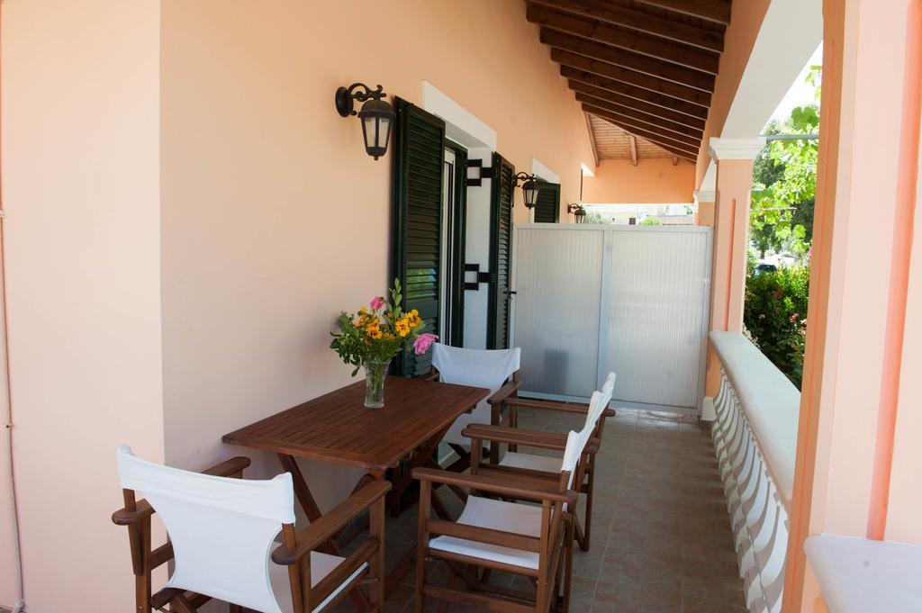Anna Apartments Akharavi Extérieur photo